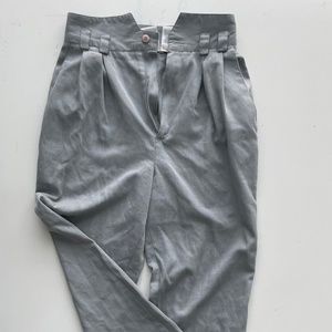 90s inspired high wasted gray pants